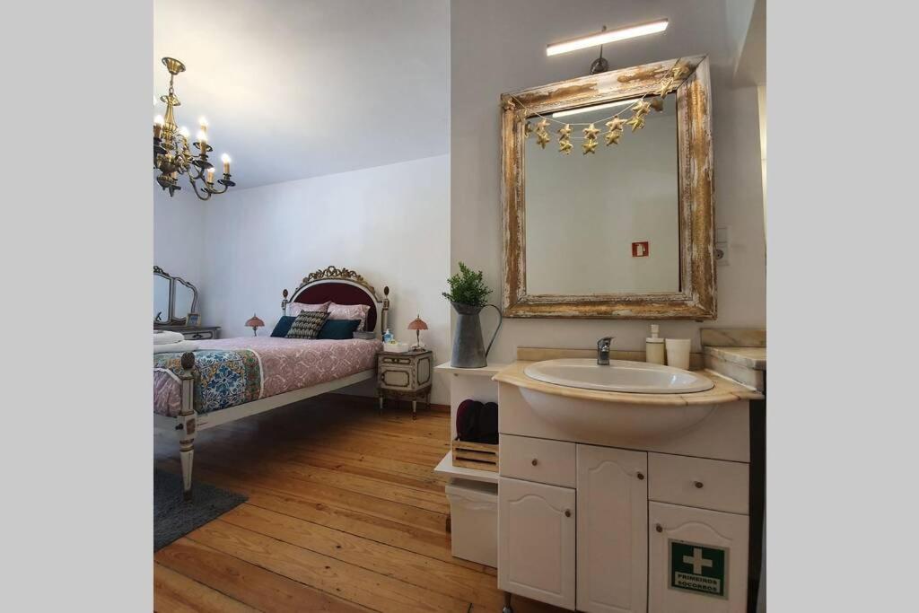 Charming Clerigos Studio Порту Экстерьер фото